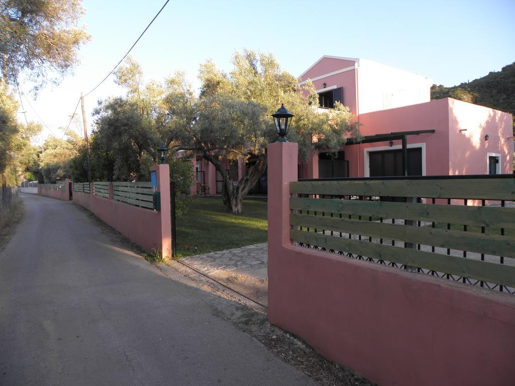 Ionian Breeze Studios Frínion Esterno foto