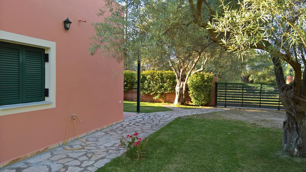 Ionian Breeze Studios Frínion Esterno foto
